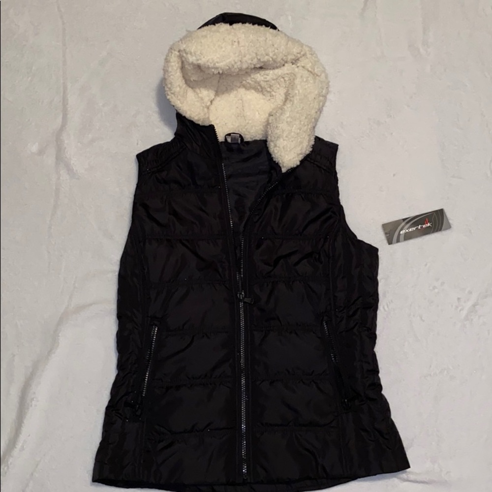 Exertek black vest with soft hood